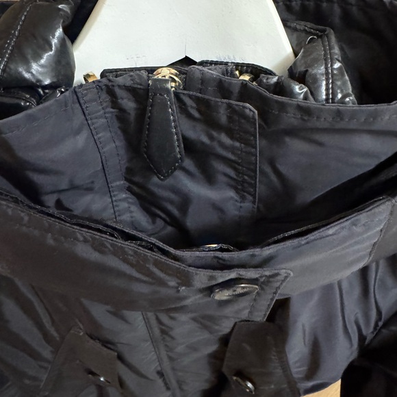 Burberry Winter puffer Jacket and Trench coat in one jacket! - Picture 3 of 16